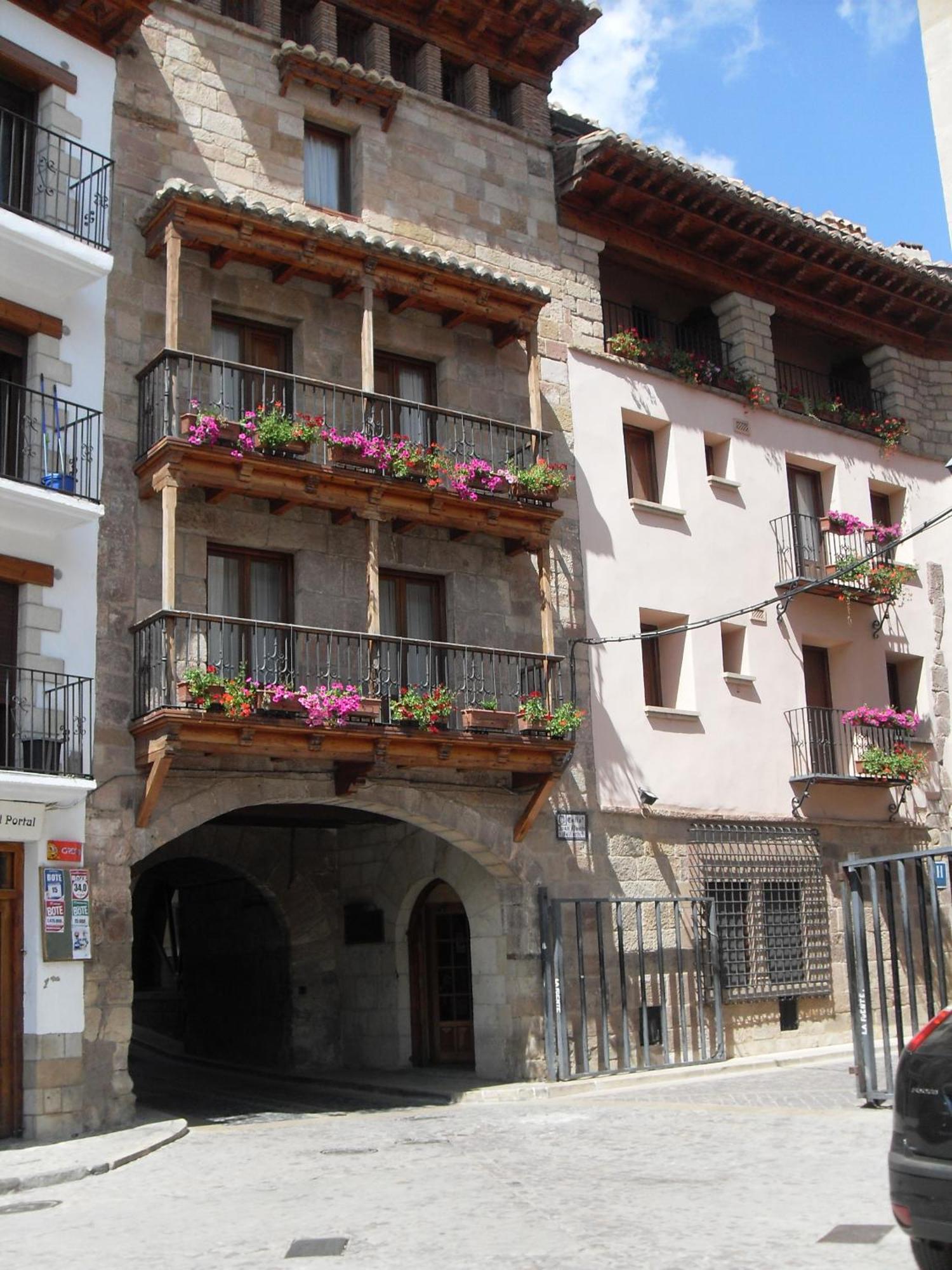 Hotel Jaime I โมรา เด รูเบียรอส ภายนอก รูปภาพ