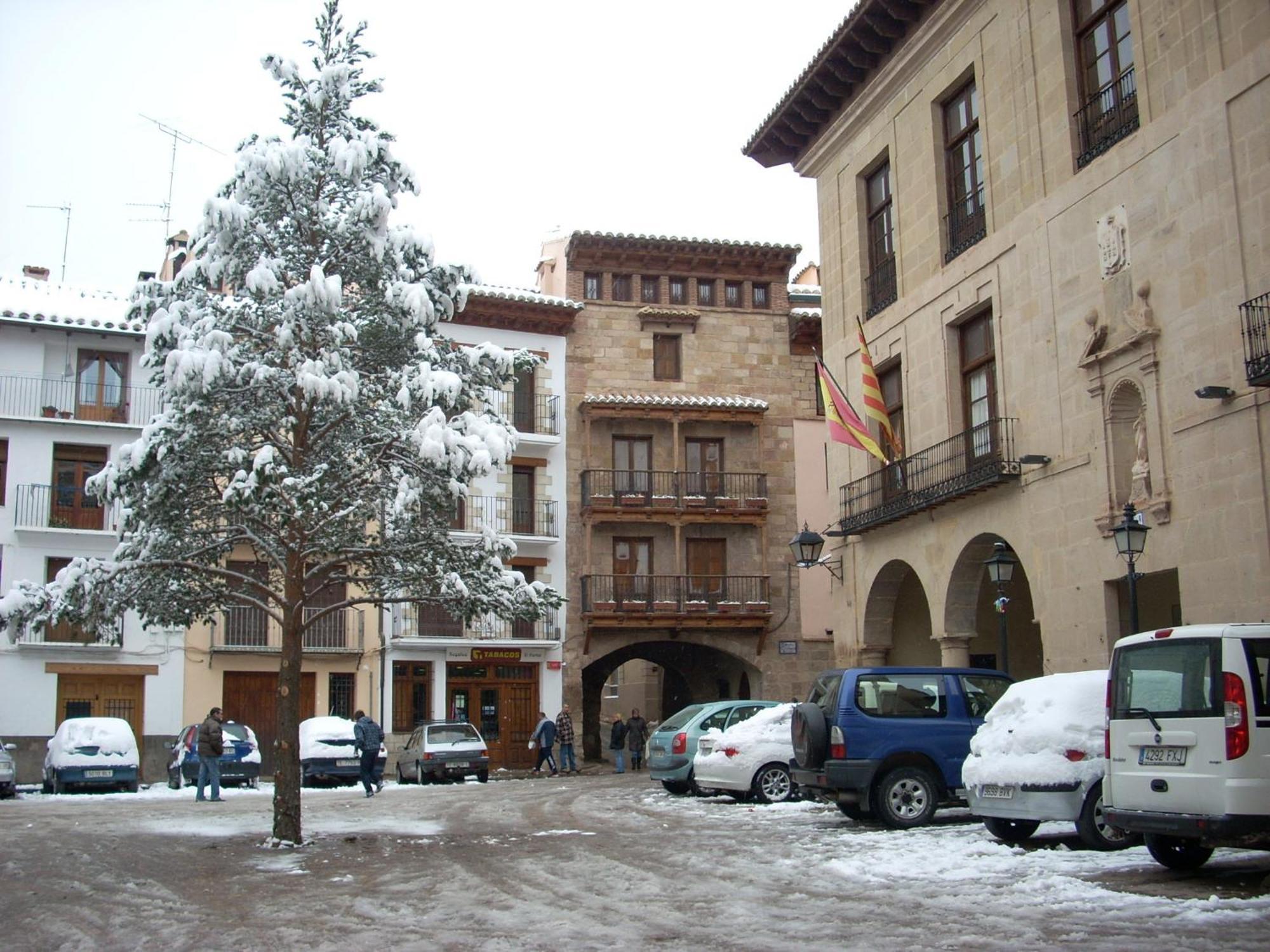 Hotel Jaime I โมรา เด รูเบียรอส ภายนอก รูปภาพ