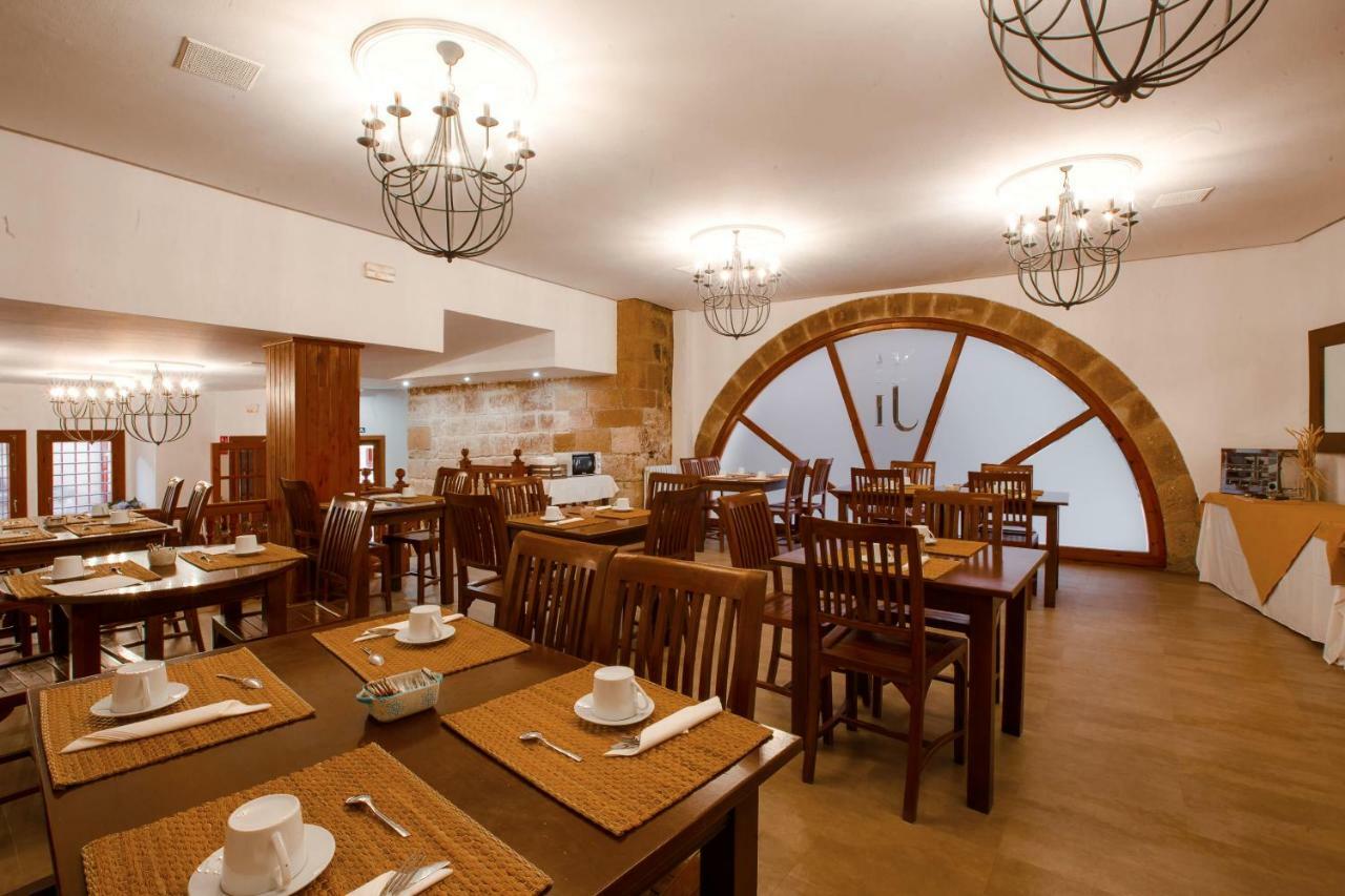 Hotel Jaime I โมรา เด รูเบียรอส ภายนอก รูปภาพ